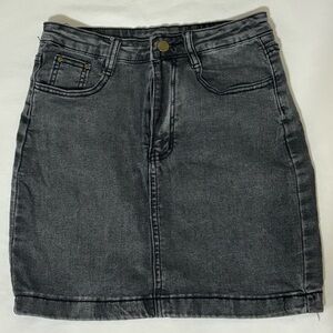 Dark gray / black denim mini skirt